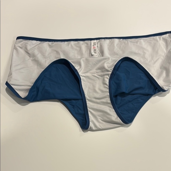 Latched Mama Blue and White Swim Bottom 4X - Picture 4 of 4